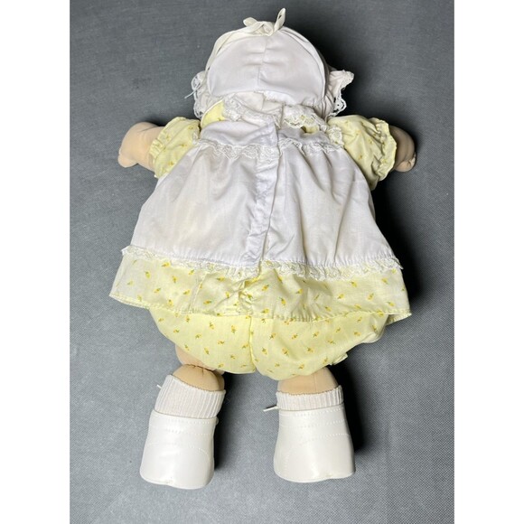 Cabbage Patch Preemie Green Eyes 1982 Dress/Shoes/Hat Birth Certificate & More - Picture 12 of 16